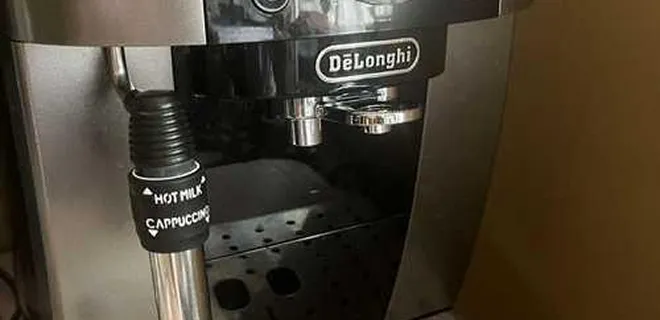 Замена бустера давления 15 бар в Delonghi Dedica EC 685
